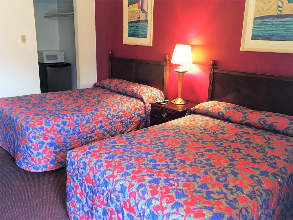 Budget Inn Wrightstown Eksteriør bilde